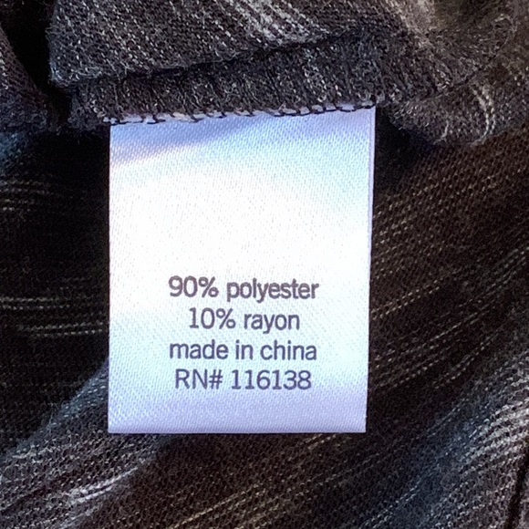 Shoe Addict Graphic T-shirt, Apt. 9, Size Medium - Picture 8 of 11